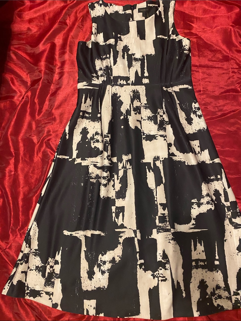 Donna Karan Black and White Abstract A-Line Dress